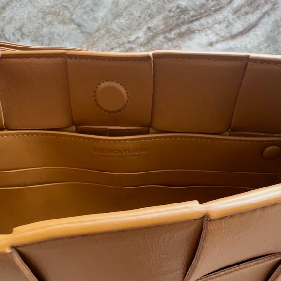 BOTTEGA VENETA Cassette Pouch Bag on Strap - Camel - NWT NEW - Picture 12 of 13